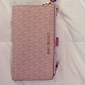 Michael Kors signature print, wallet/wristlet